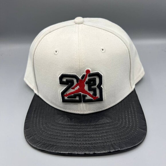Air Jordan‎ 23 Hat Men White Black Embroidered Logo Jumpman Snap Back Cap - Picture 1 of 10
